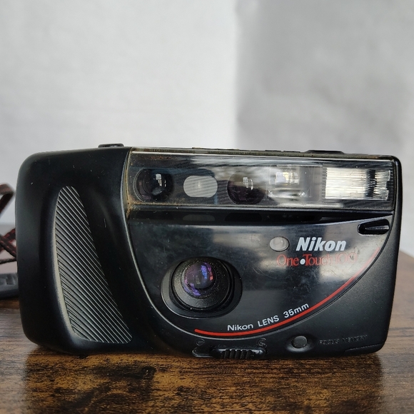 Nikon One Touch 100 35mm Film Point & Shoot Camera VTG 80s Untested - Picture 5 of 17